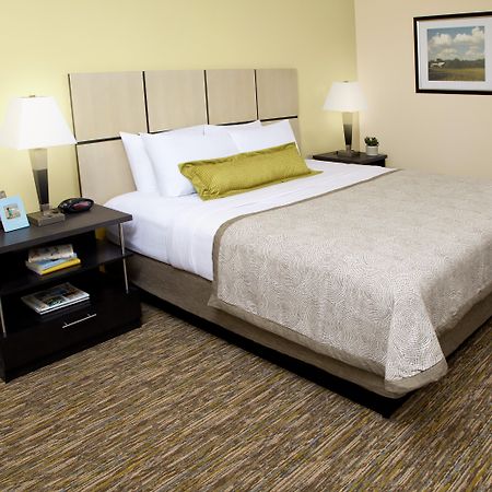 Candlewood Suites Philadelphia - Airport Area By Ihg Chester Ngoại thất bức ảnh
