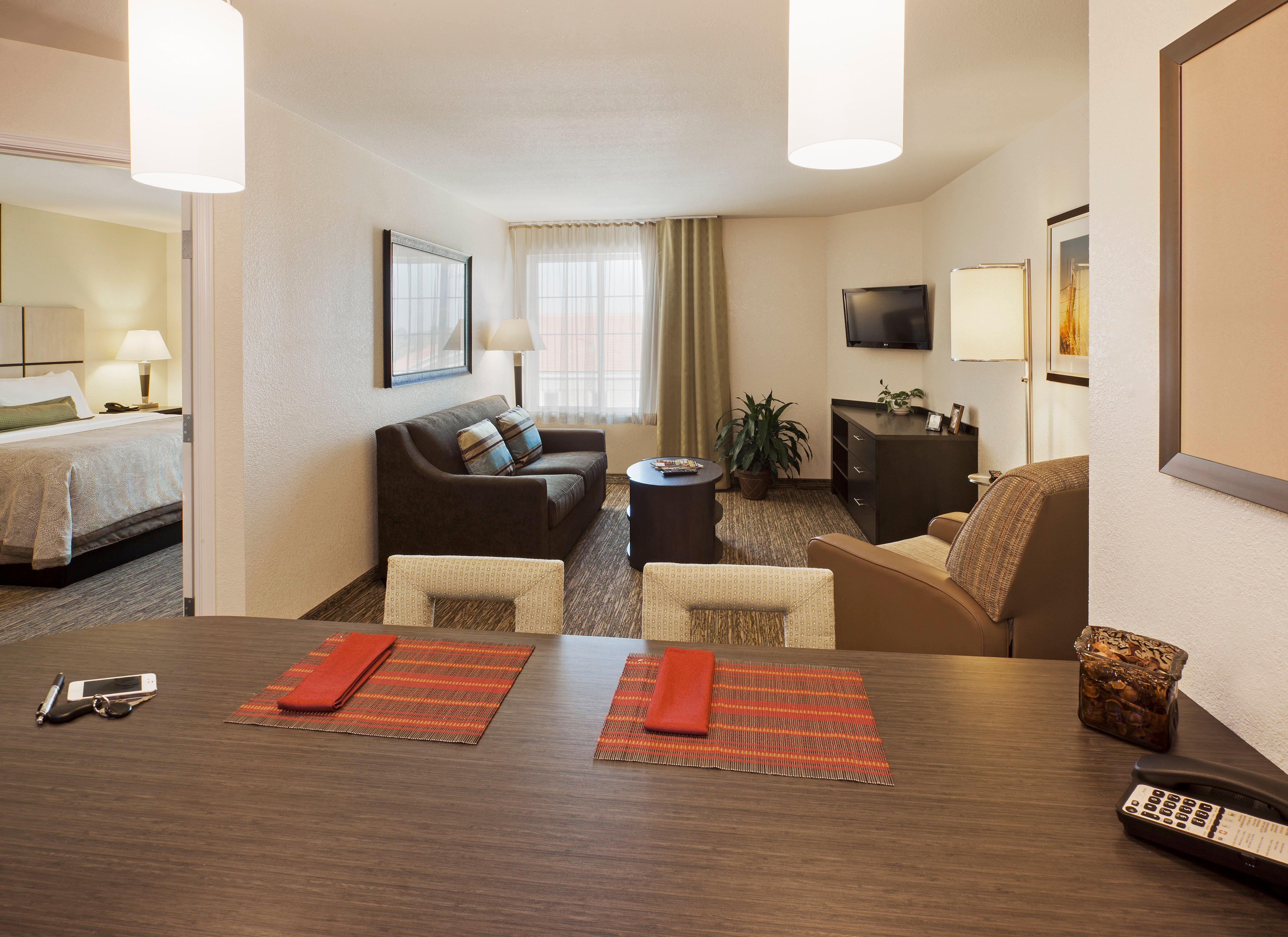 Candlewood Suites Philadelphia - Airport Area By Ihg Chester Ngoại thất bức ảnh