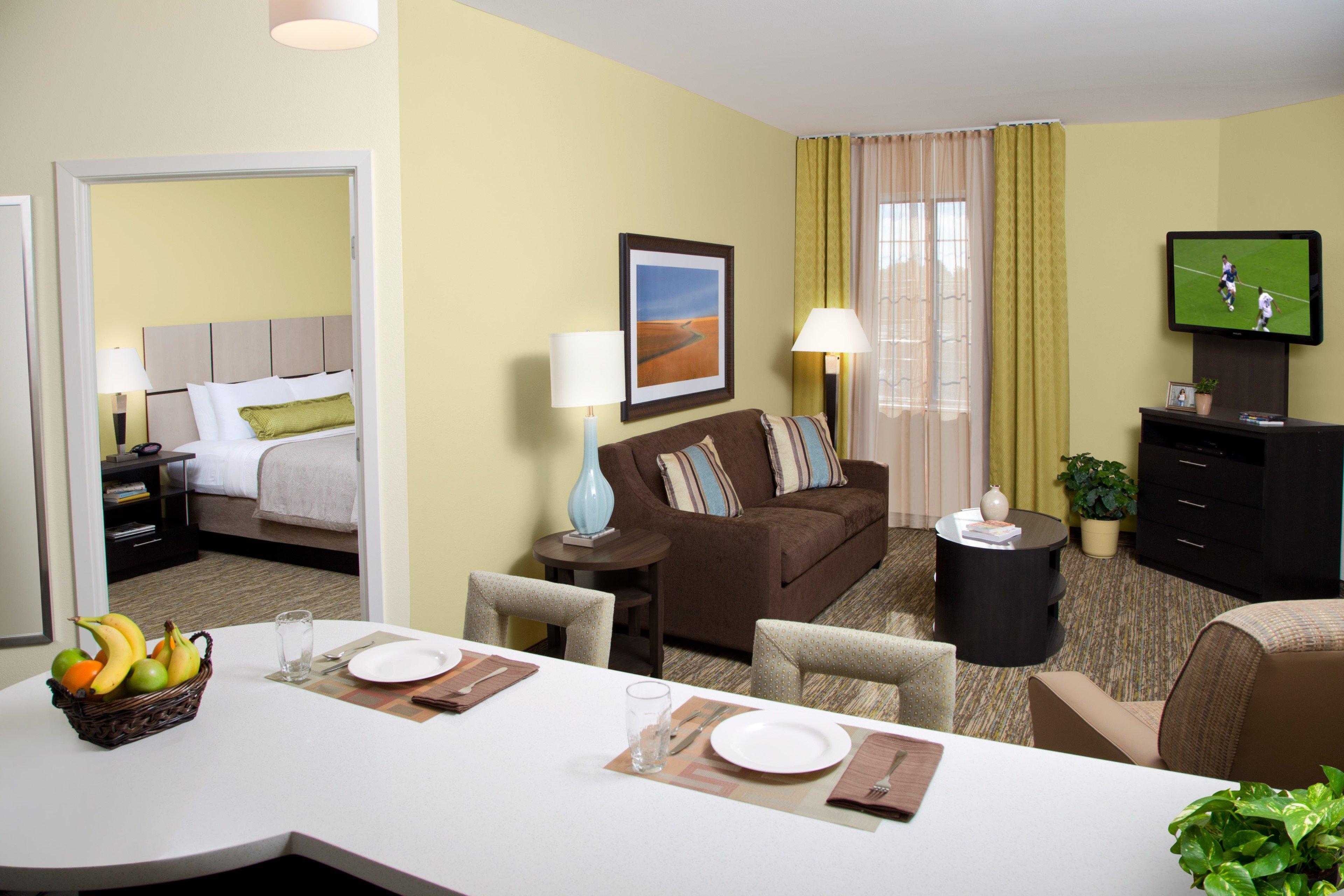 Candlewood Suites Philadelphia - Airport Area By Ihg Chester Ngoại thất bức ảnh