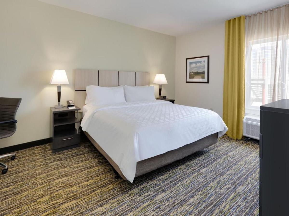 Candlewood Suites Philadelphia - Airport Area By Ihg Chester Ngoại thất bức ảnh