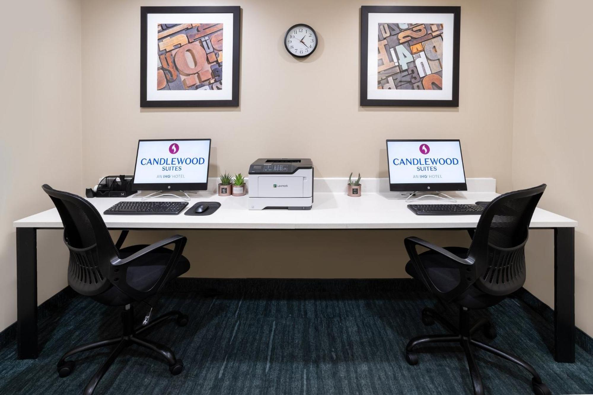 Candlewood Suites Philadelphia - Airport Area By Ihg Chester Ngoại thất bức ảnh