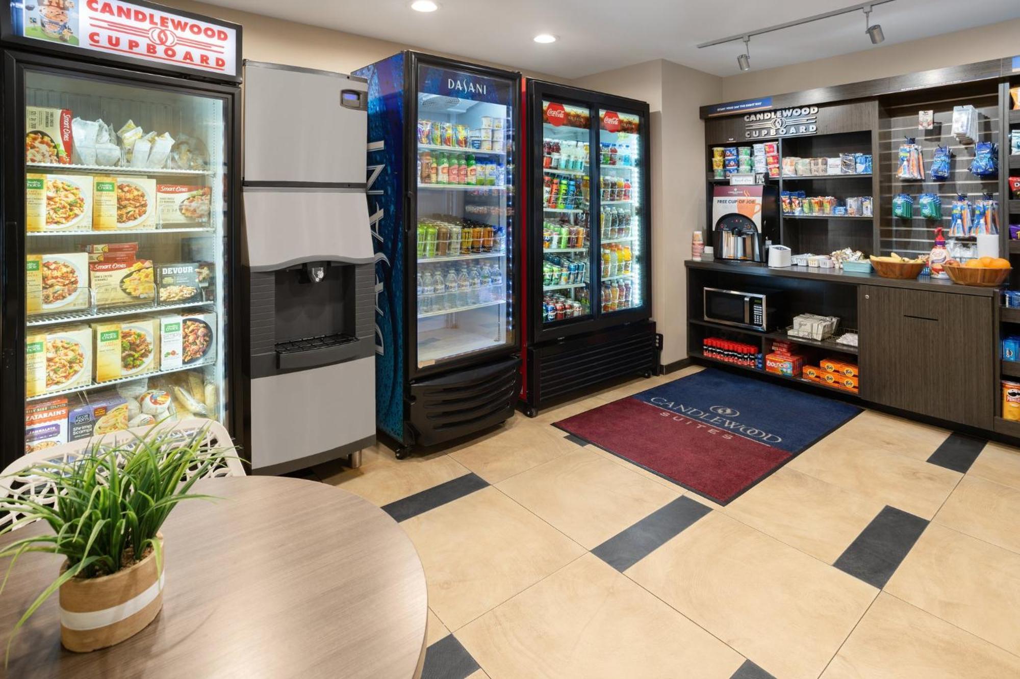 Candlewood Suites Philadelphia - Airport Area By Ihg Chester Ngoại thất bức ảnh